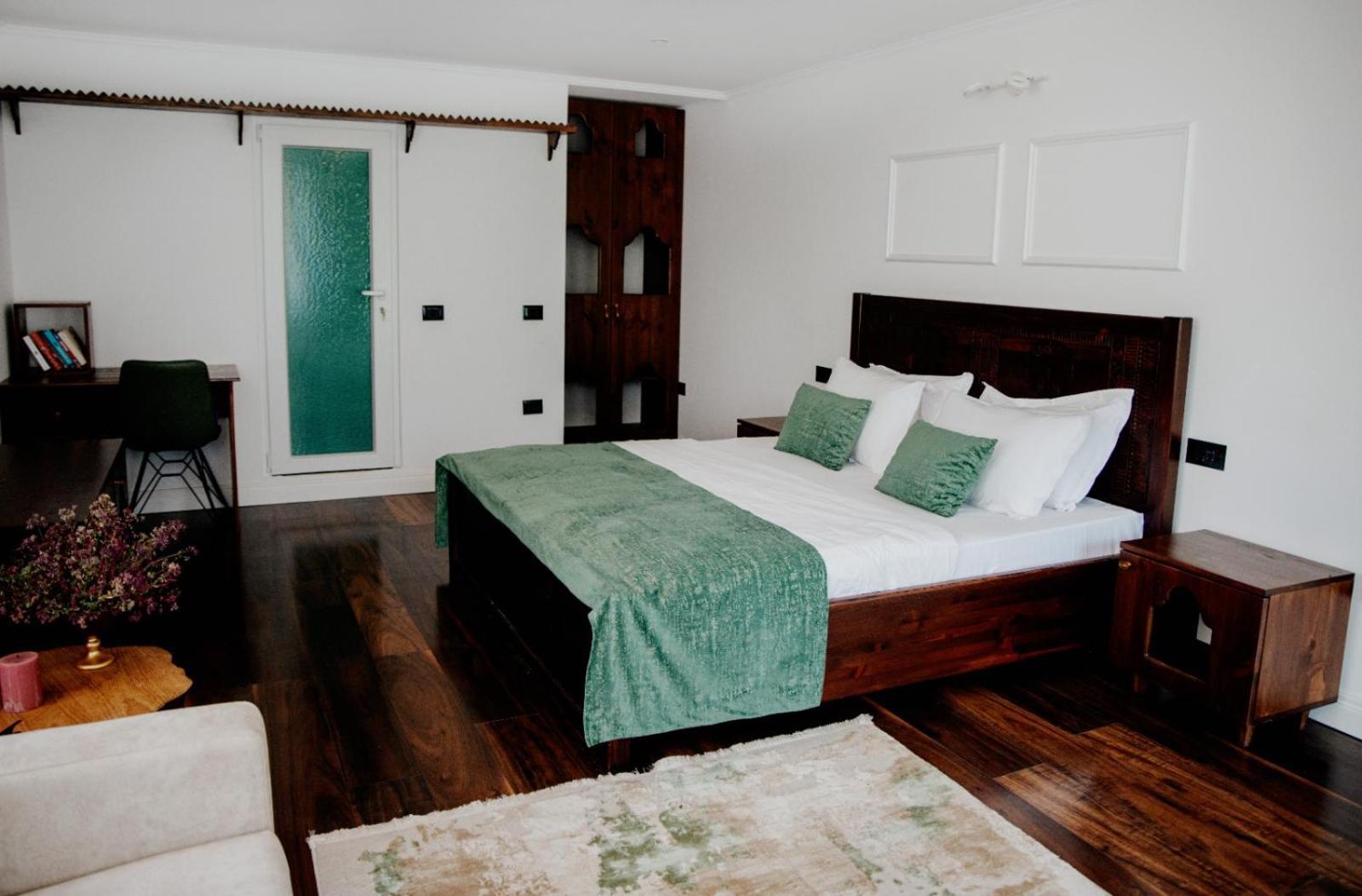 Hotel Thethi Esterno foto